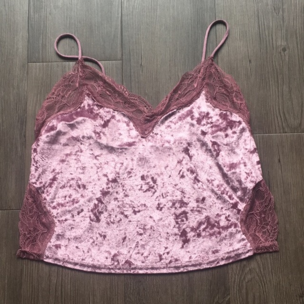 3 cute tank tops